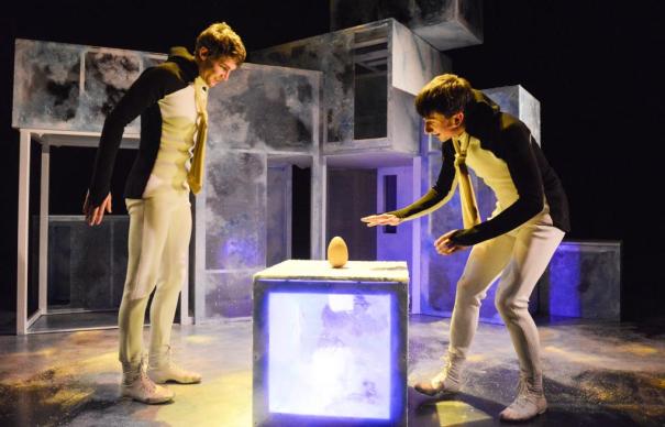 Penguins with egg_new_0